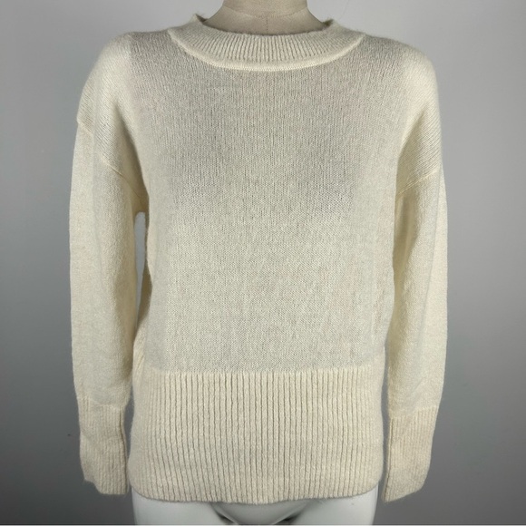 NWT Women's Banana Republic Italian Wool Sweater Lightweight Sz XS - Picture 1 of 10